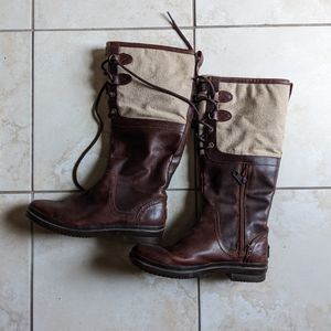 Waterproof lined leather UGG boots